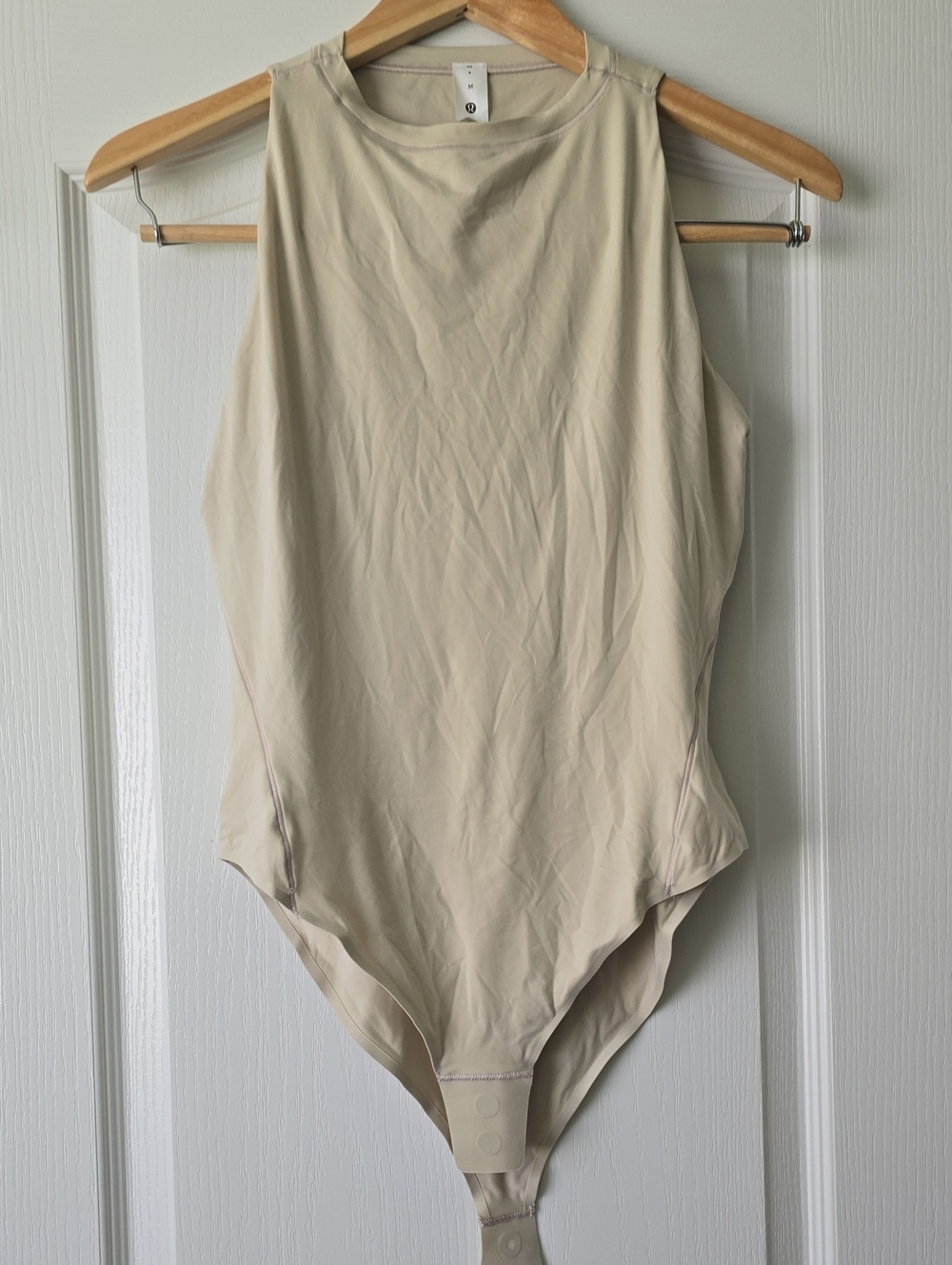 lululemon athletica Beige/Cream Bodysuit M